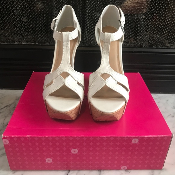 Shoedazzle- Jan - Picture 2 of 6